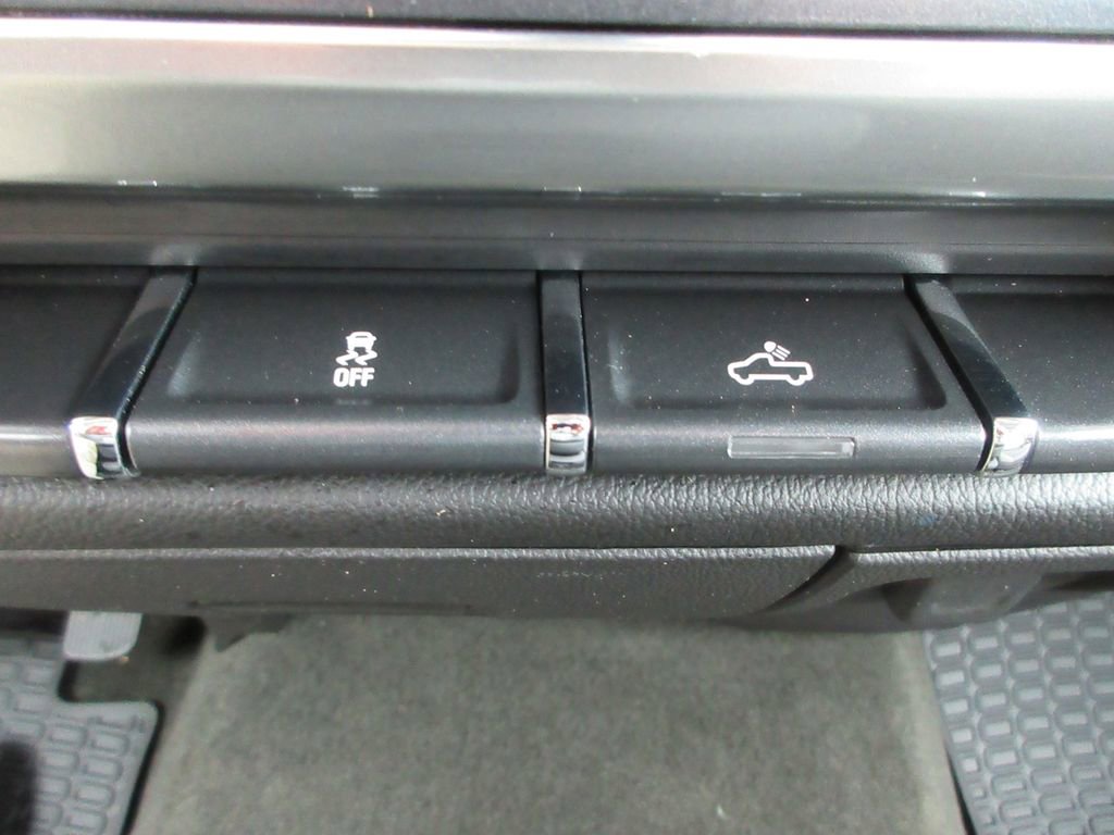 Certified 2016 Chevrolet Silverado 1500 LT w/ All Star Edition image 32