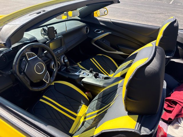 Used 2017 Chevrolet Camaro LT RWD image 5