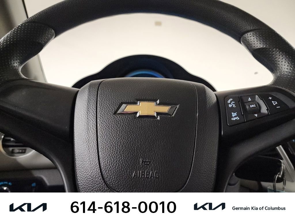 Used 2014 Chevrolet Cruze LS image 22
