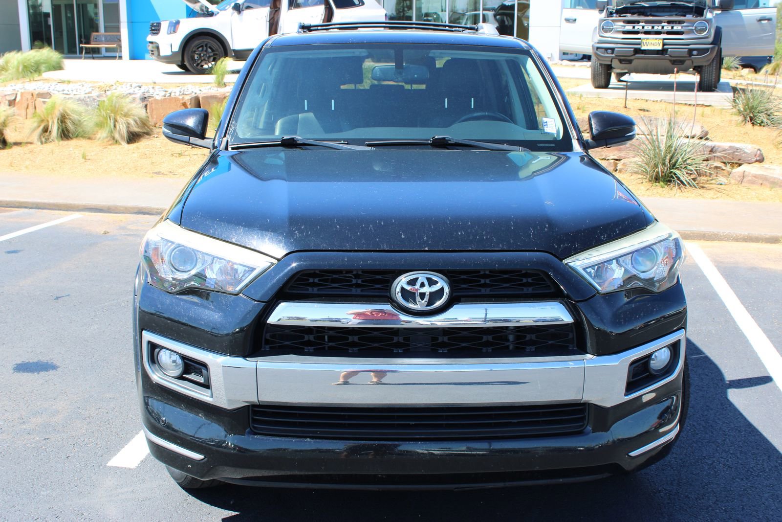Used 2015 Toyota 4Runner Limited image 3