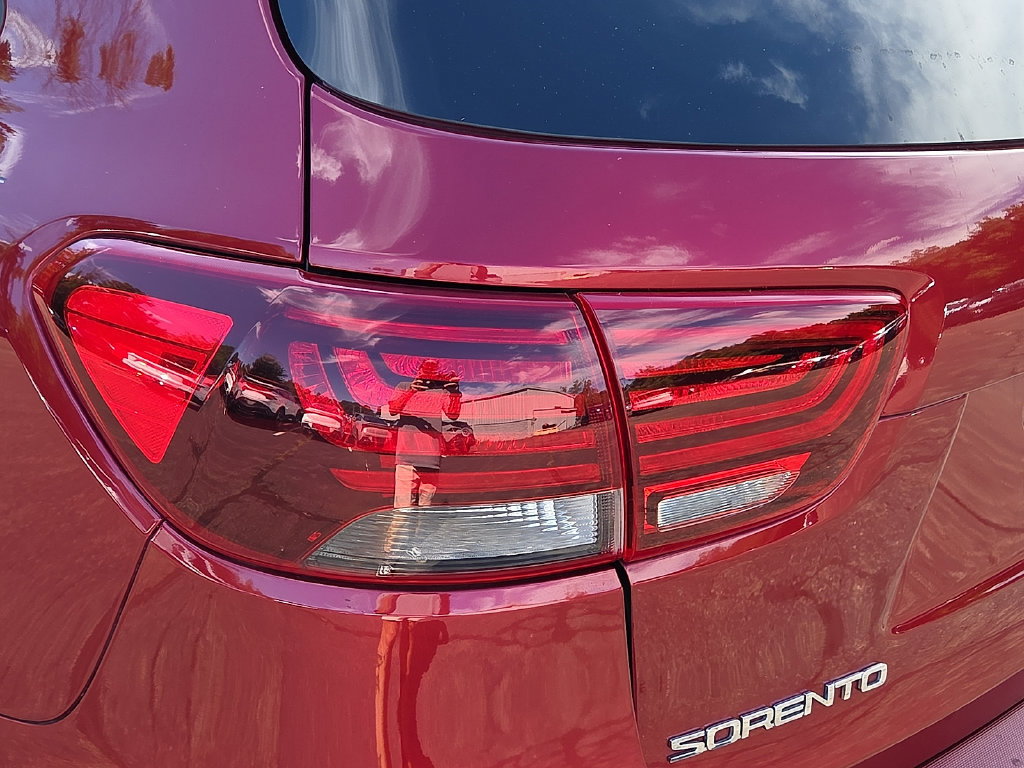 Used 2020 Kia Sorento EX AWD/4WD image 10