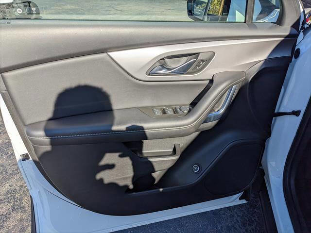 Used 2023 Chevrolet Blazer LT w/ Convenience Package image 11