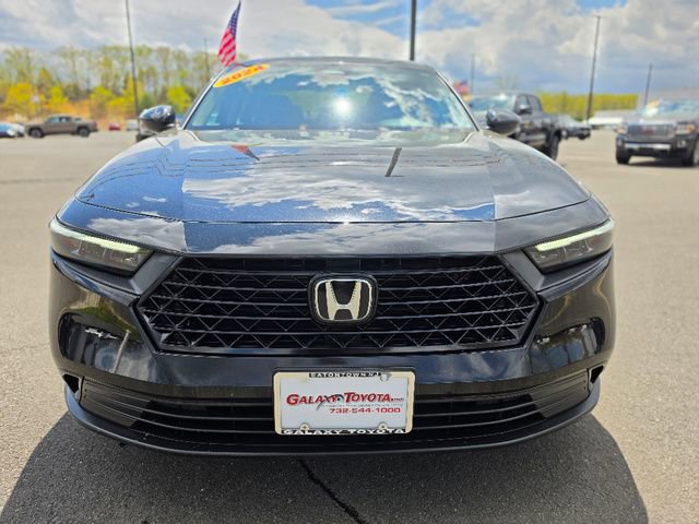 Used 2024 Honda Accord EX image 2