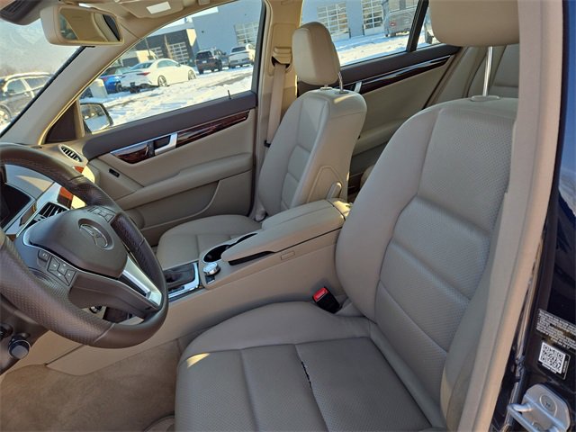 Used 2014 Mercedes-Benz C 300 4MATIC Sedan image 25