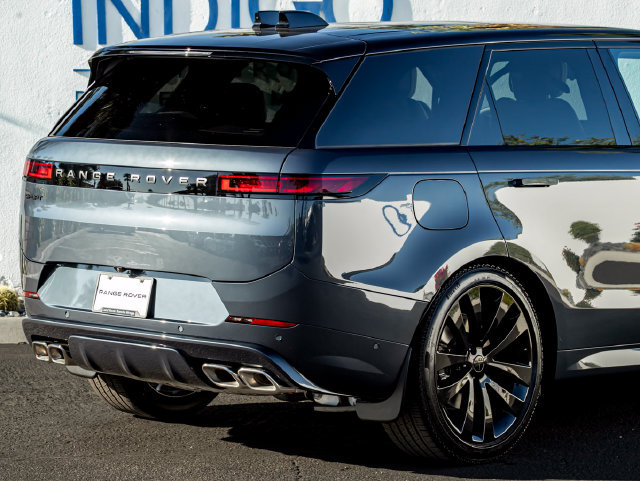 New 2027 Land Rover Range Rover Sport Dynamic SE AWD/4WD image 7