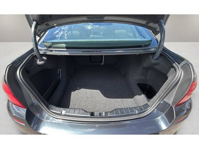 Used 2016 BMW M5 RWD image 32
