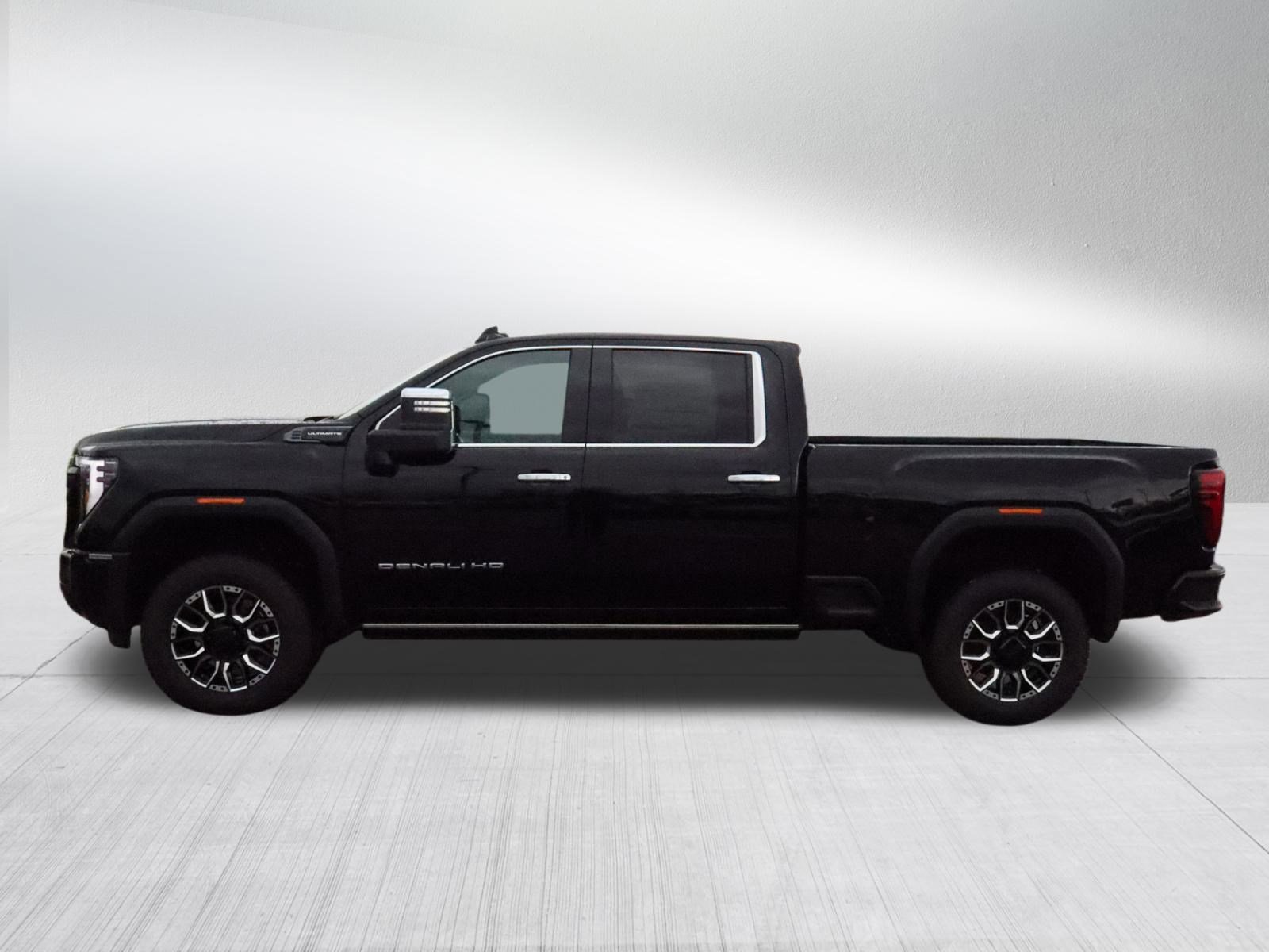 New 2026 GMC Sierra 3500 Denali Ultimate image 4