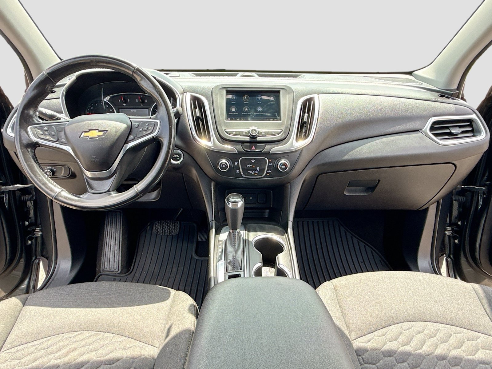 Used 2019 Chevrolet Equinox LT FWD image 3