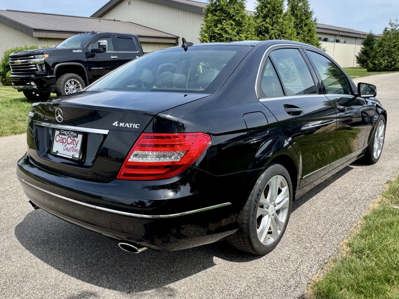 Used 2013 Mercedes-Benz C 300 4MATIC Sedan image 5