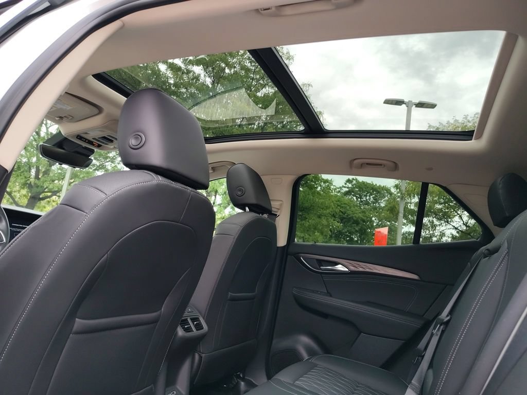 Certified 2023 Buick Envision Avenir AWD/4WD image 33