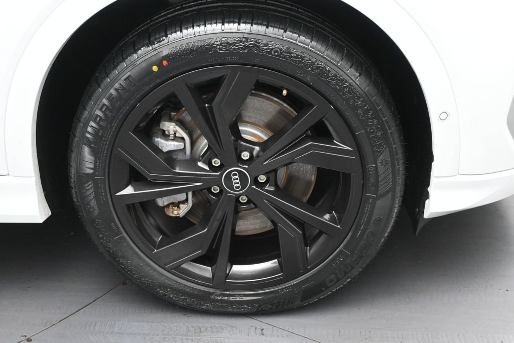 Used 2023 Audi Q4 e-tron Premium Plus AWD/4WD image 12