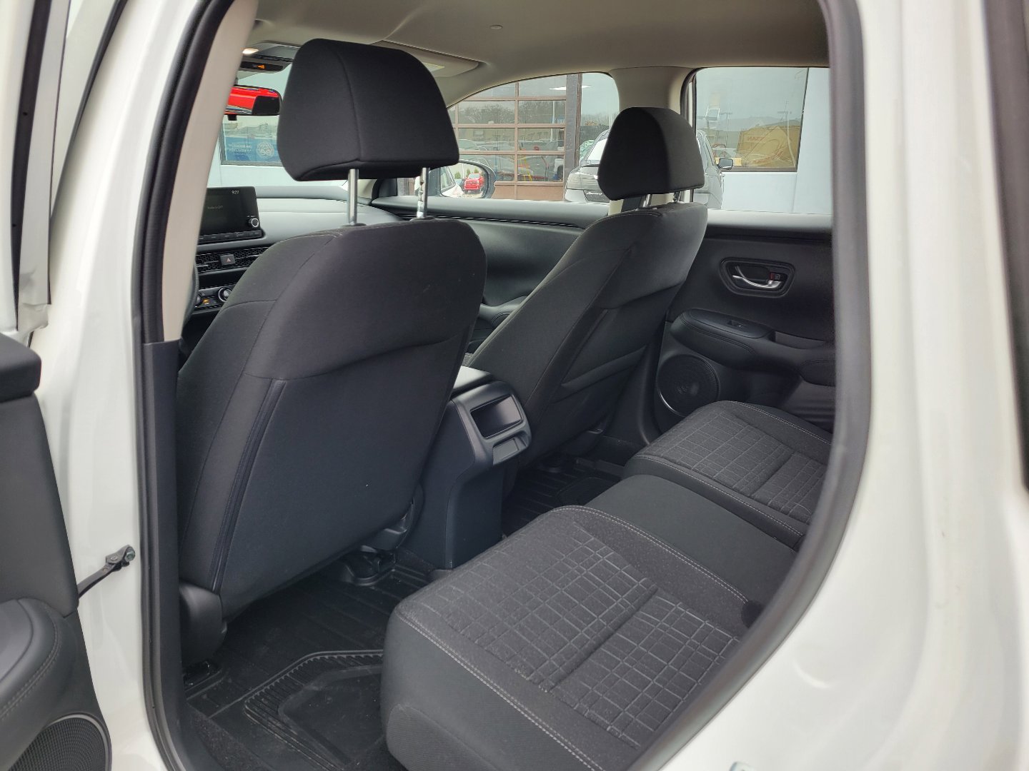 Certified 2025 Honda HR-V LX image 12