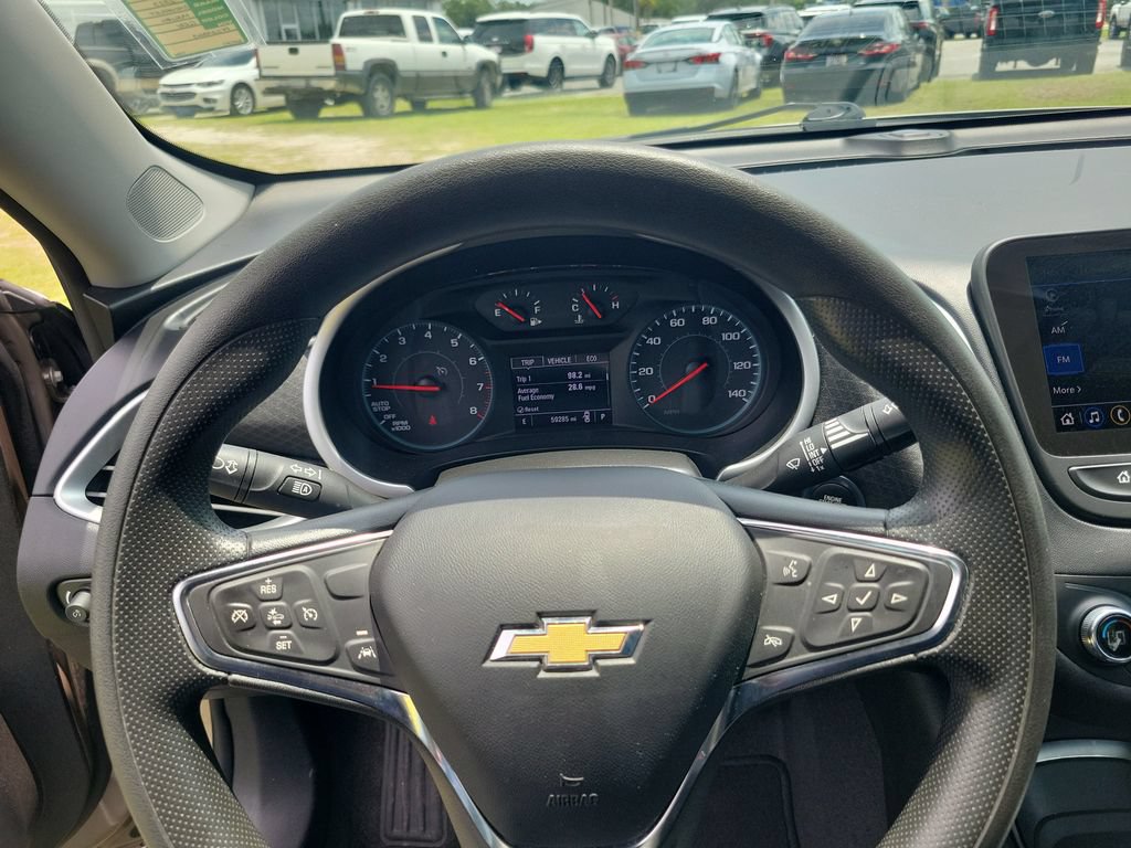 Used 2023 Chevrolet Malibu LT FWD image 25