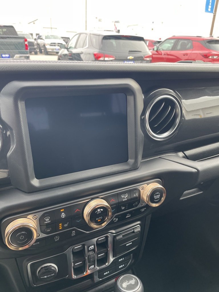 Used 2022 Jeep Wrangler Unlimited Sahara w/ LED Lighting Group image 6