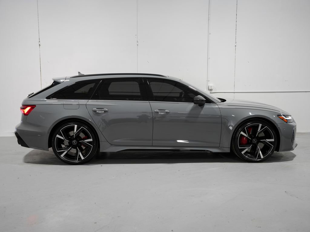 Used 2021 Audi RS 6 w/ Carbon Optic Package AWD/4WD image 7