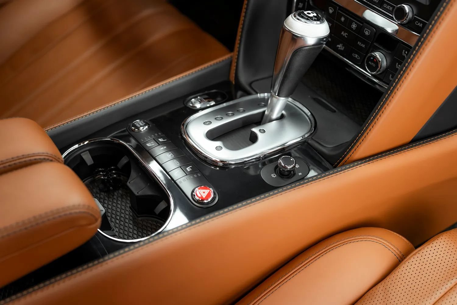 Used 2014 Bentley Flying Spur W12 AWD/4WD image 32