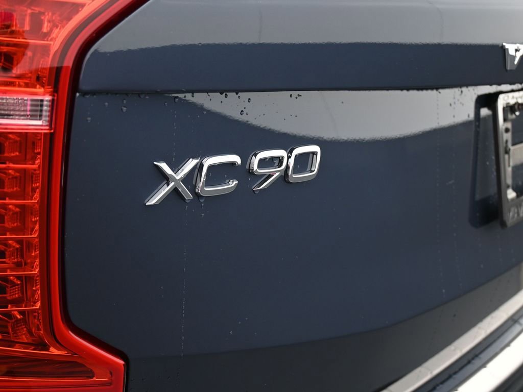 Used 2020 Volvo XC90 T5 Momentum w/ Protection Package image 33