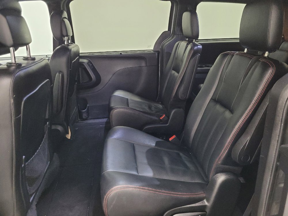 Used 2019 Dodge Grand Caravan GT image 18
