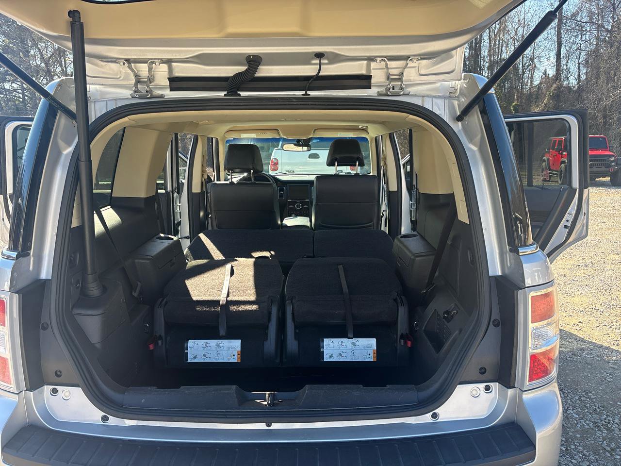 Used 2018 Ford Flex Limited image 20