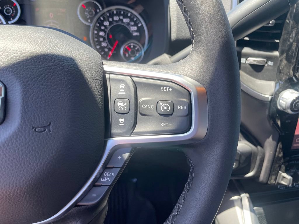 New 2026 RAM 3500 Big Horn AWD/4WD image 14