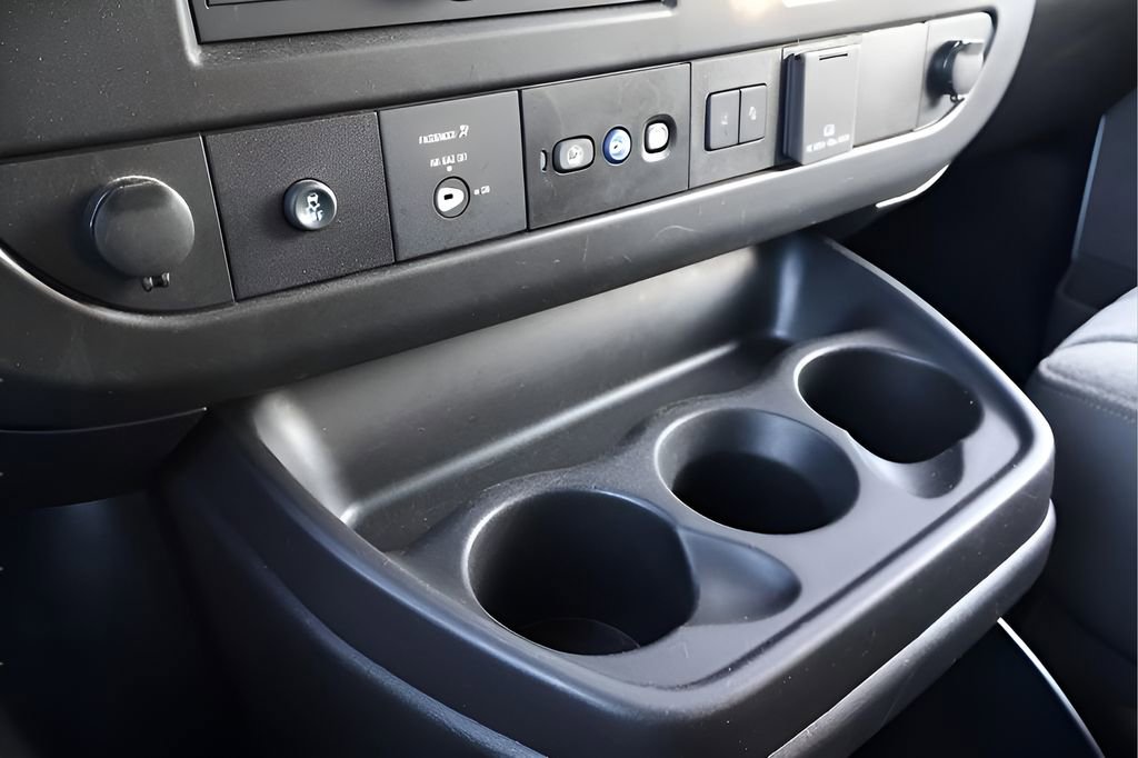 Used 2021 Chevrolet Express 3500 LT w/ LT Preferred Equipment Group RWD image 34