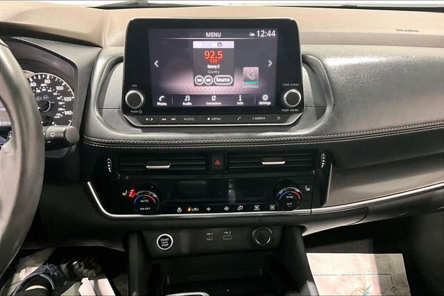 Used 2021 Nissan Rogue SV image 15