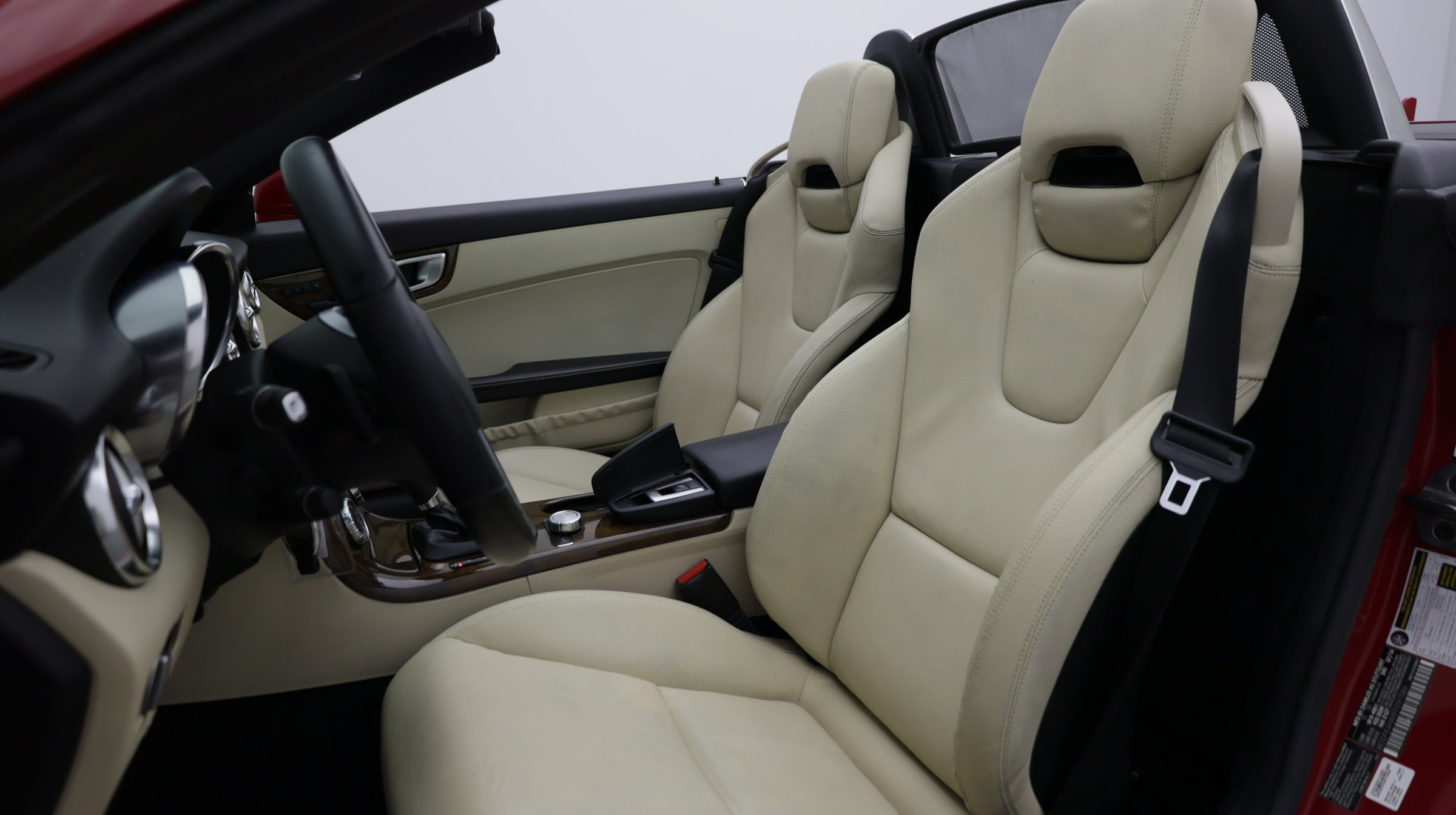 Used 2015 Mercedes-Benz SLK 250 image 14