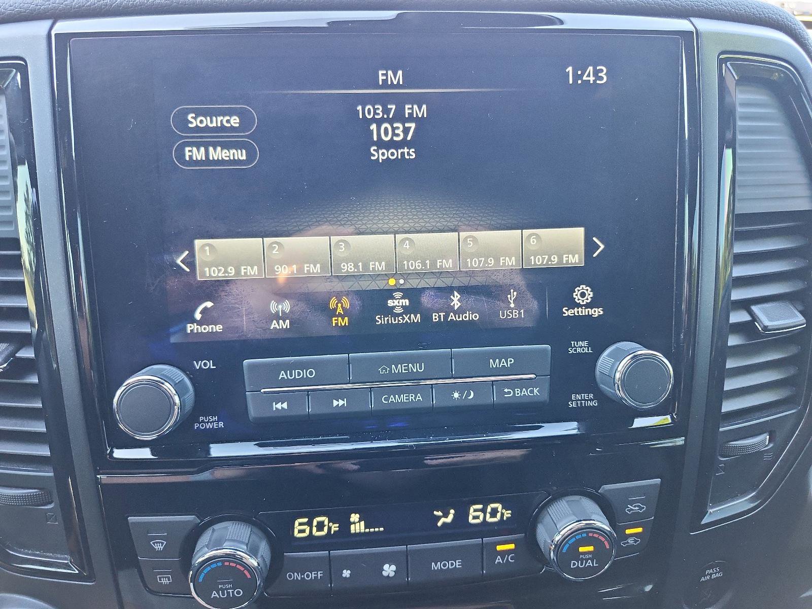 Used 2023 Nissan Titan PRO-4X w/ Pro-4x Convenience Package image 16