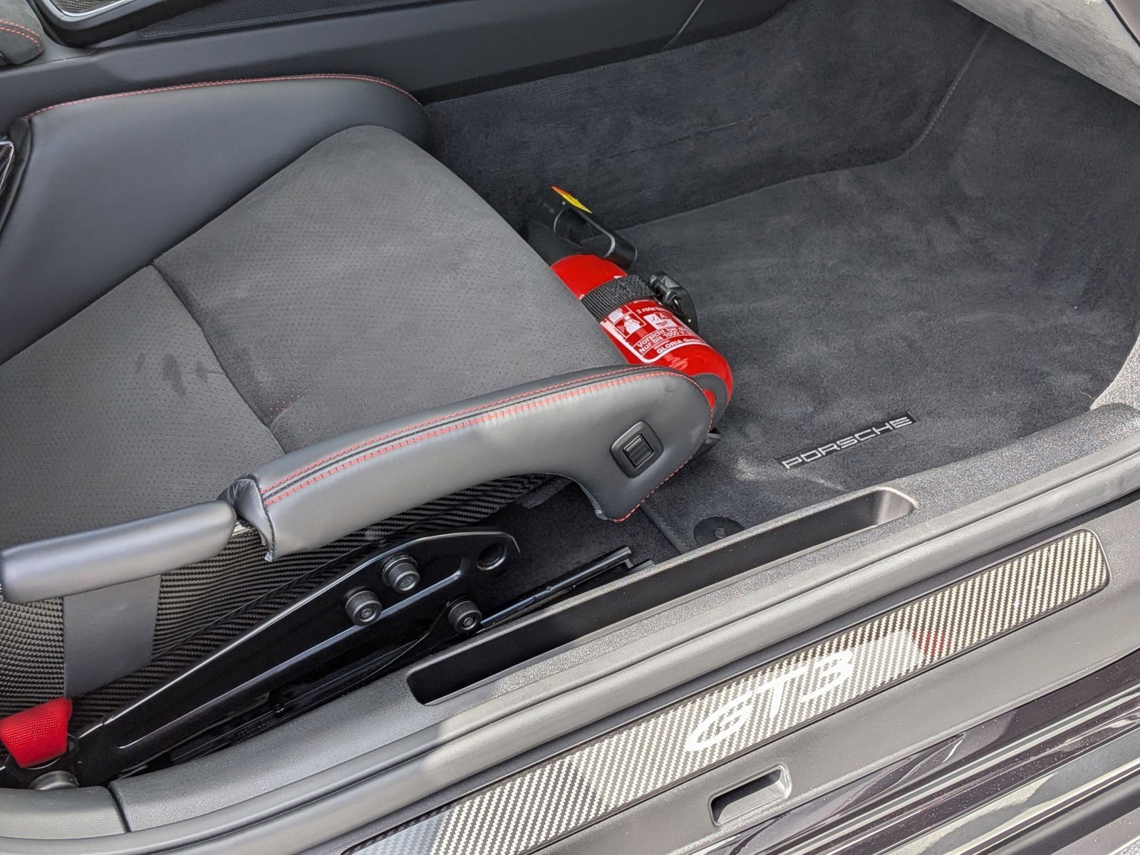 Used 2022 Porsche 911 GT3 RWD image 27