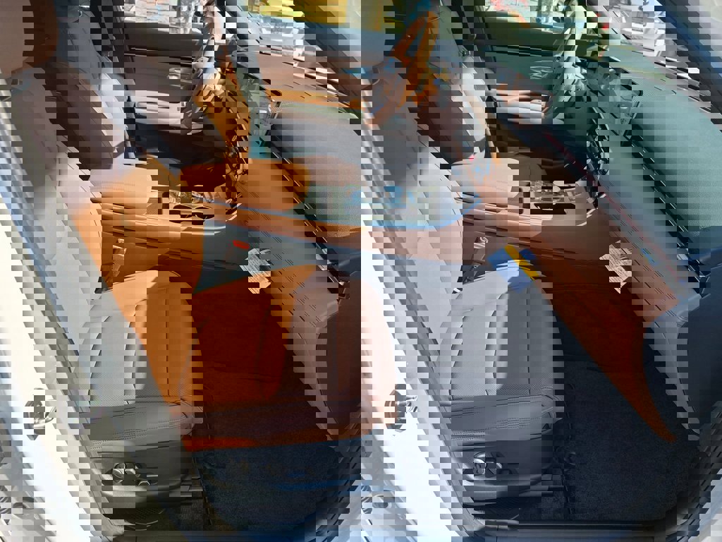 New 2026 Genesis GV70 2.5T Advanced image 11