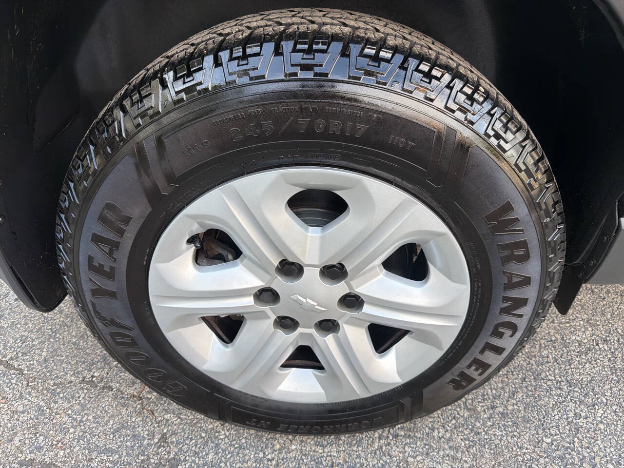 Used 2016 Chevrolet Traverse LS FWD image 33