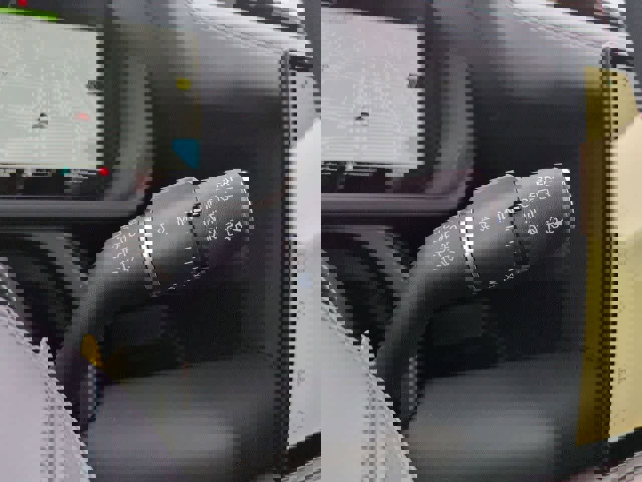 New 2026 Land Rover Defender 110 OCTA AWD/4WD image 27