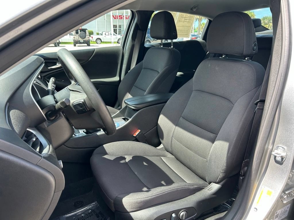 Used 2024 Chevrolet Malibu LT FWD image 20