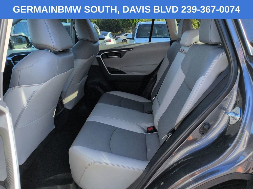 Used 2023 Toyota RAV4 XLE Premium FWD image 15