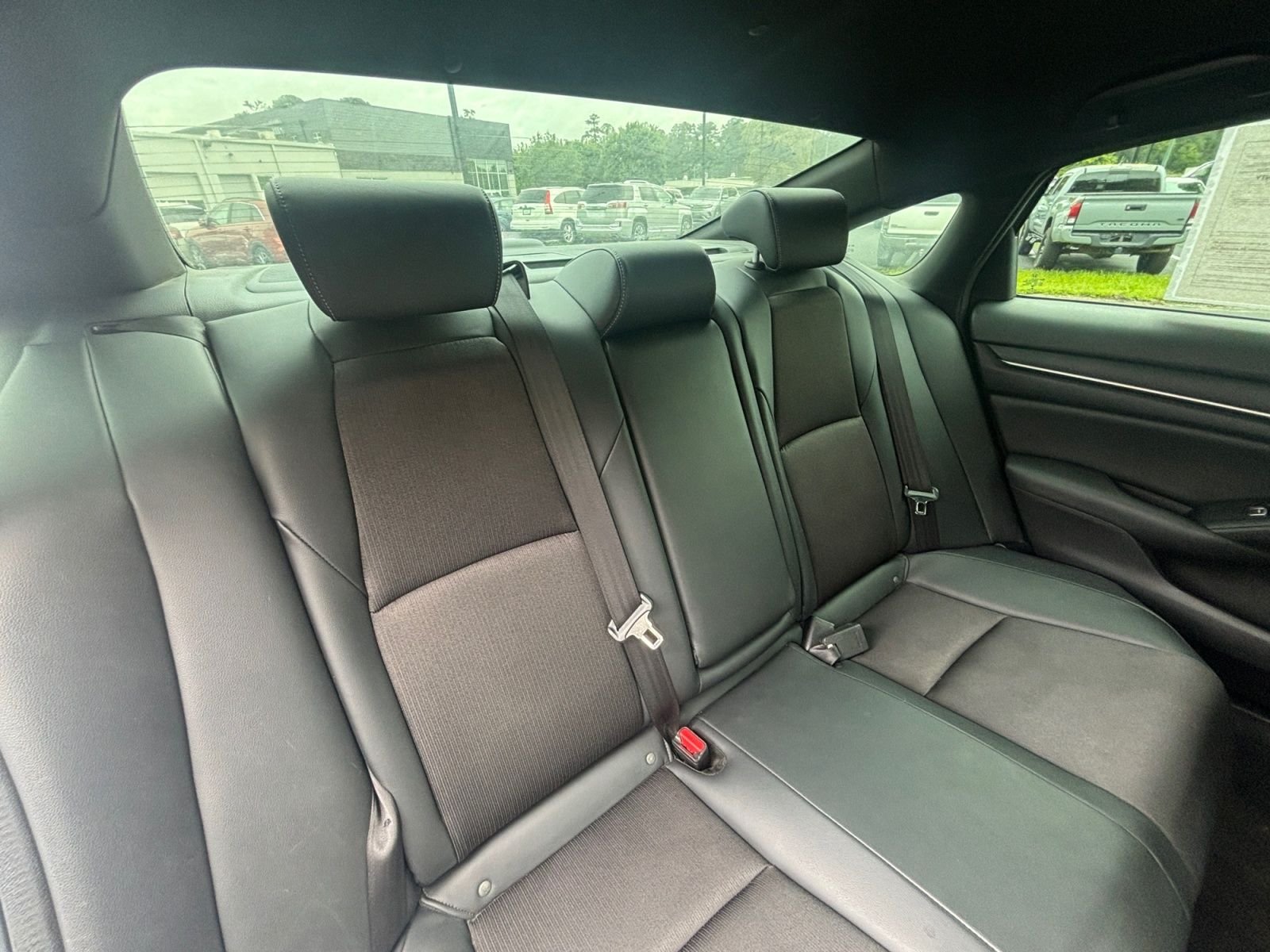 Used 2022 Honda Accord Sport image 18