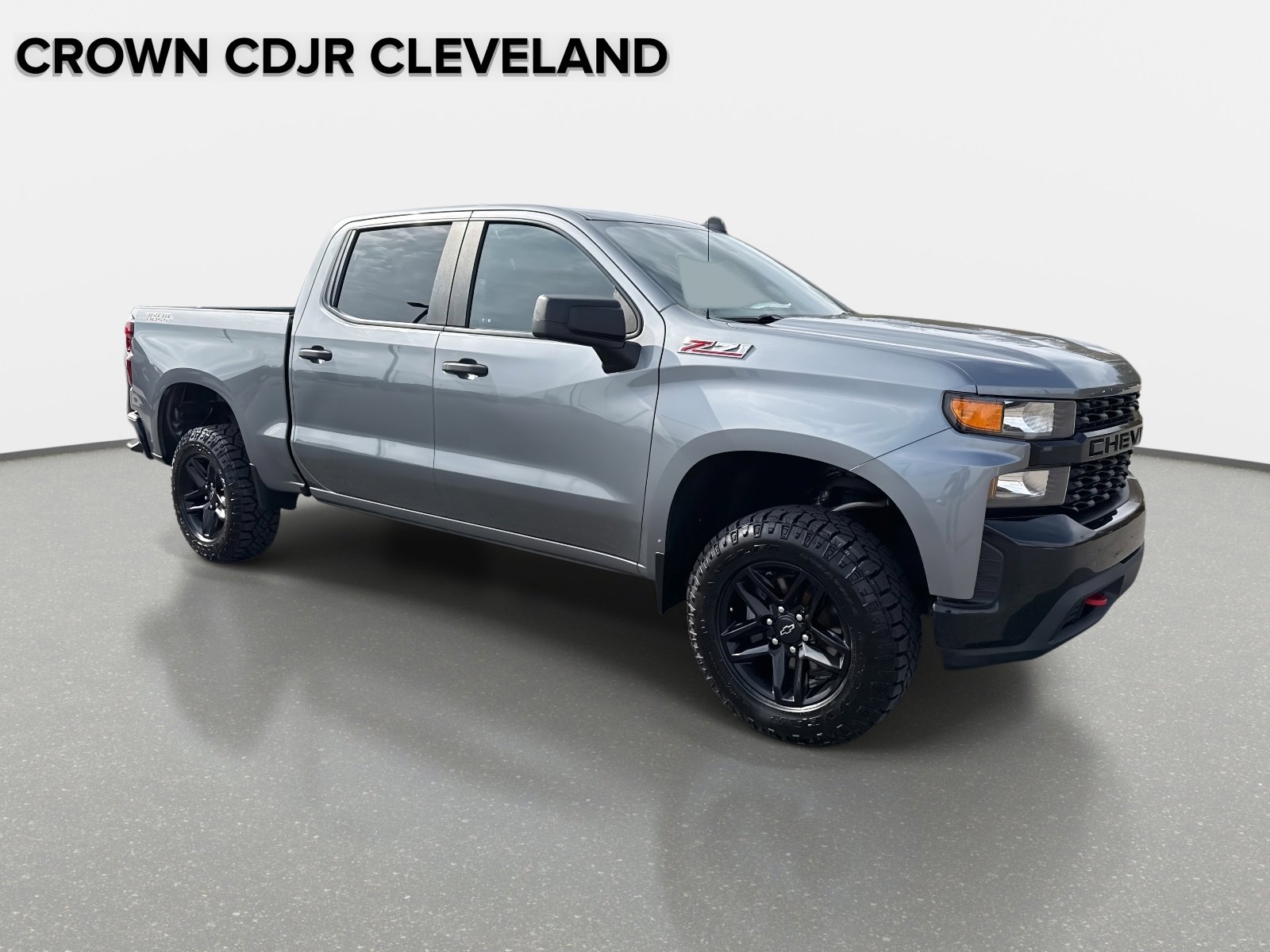 Used 2021 Chevrolet Silverado 1500 Custom Trail Boss w/ LPO, Dark Essentials Package image 2