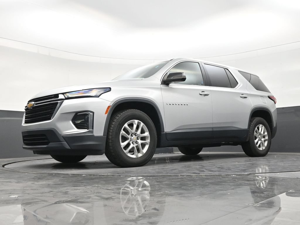 Used 2022 Chevrolet Traverse LS FWD image 19