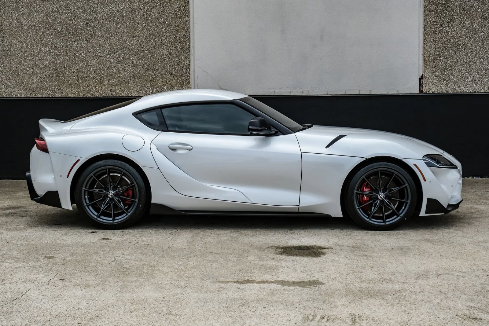 Used 2023 Toyota Supra Premium RWD image 8