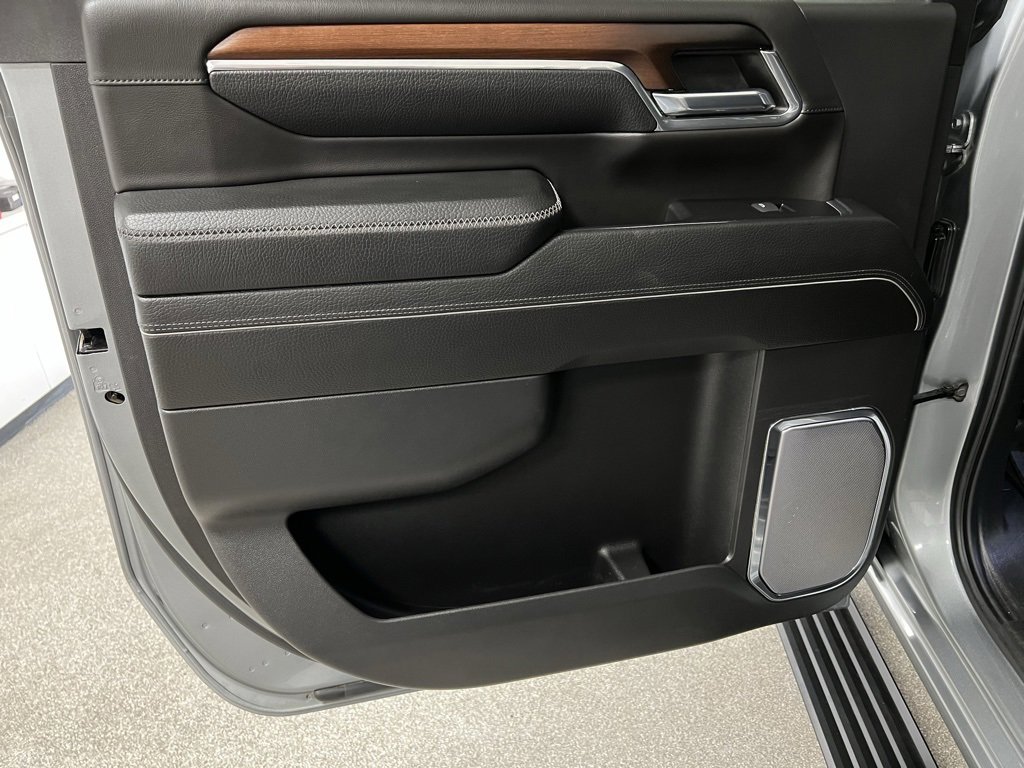 Used 2024 GMC Sierra 2500 Denali w/ Denali Reserve Package image 49