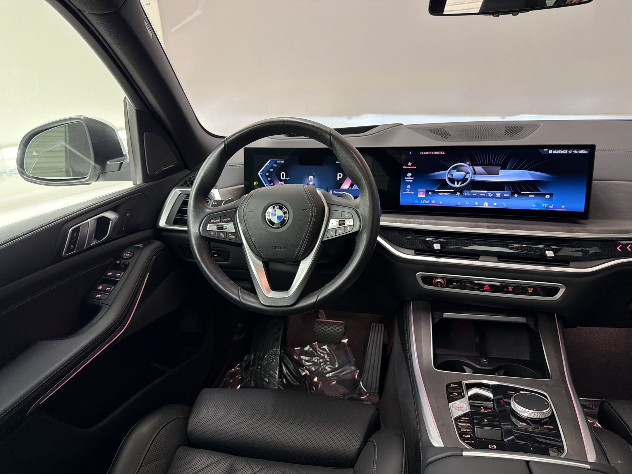 Certified 2024 BMW X5 xDrive40i w/ Premium Package AWD/4WD image 28