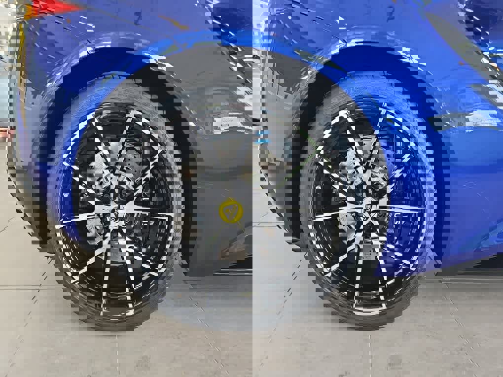 New 2025 Lotus Emira image 16