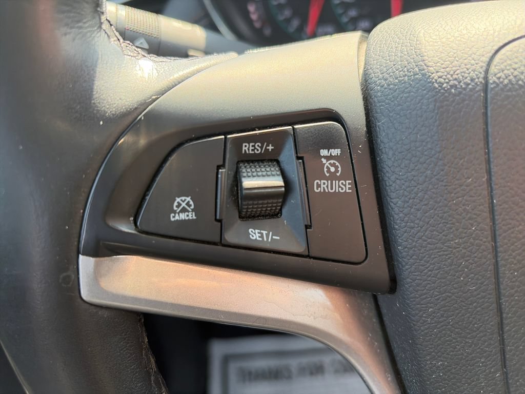 Used 2019 Chevrolet Trax LT w/ LT Convenience Package AWD/4WD image 13