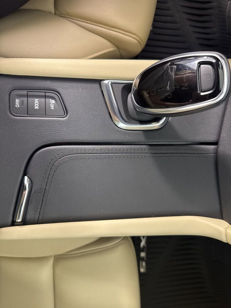 Used 2019 Cadillac XT5 Luxury AWD/4WD image 12