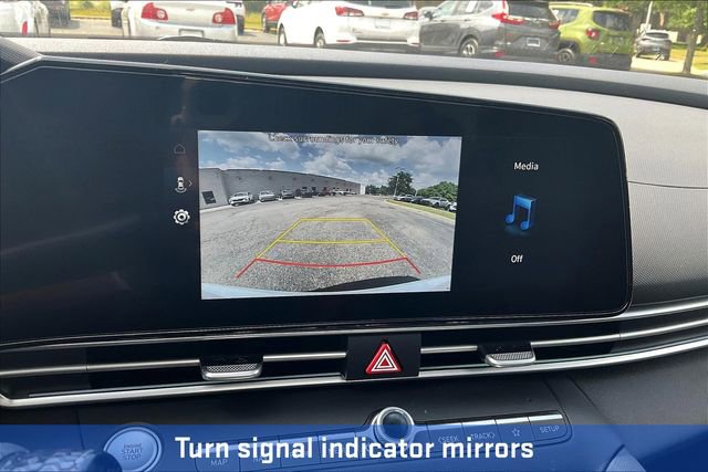 New 2025 Hyundai Elantra Limited FWD image 26