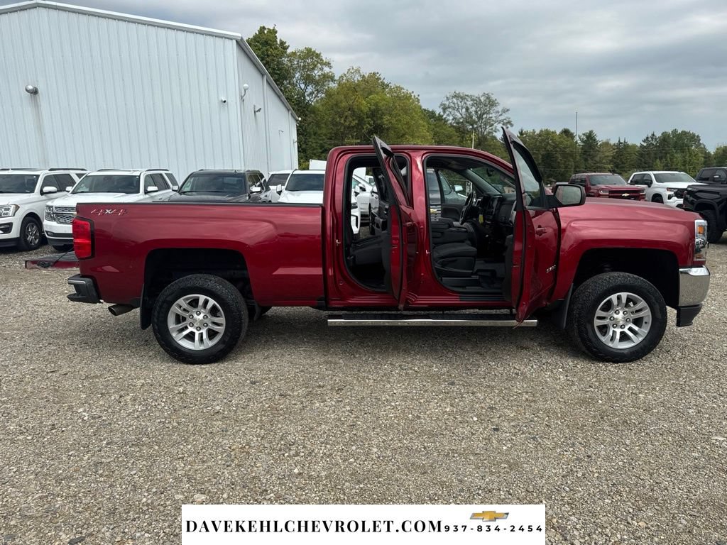 Used 2018 Chevrolet Silverado 1500 LT w/ All Star Edition AWD/4WD image 15