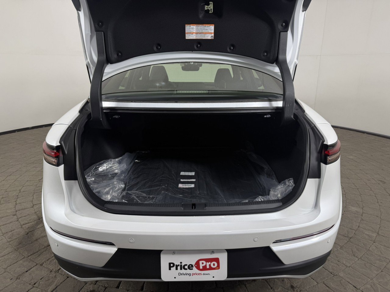 Used 2026 Toyota Crown Platinum image 7