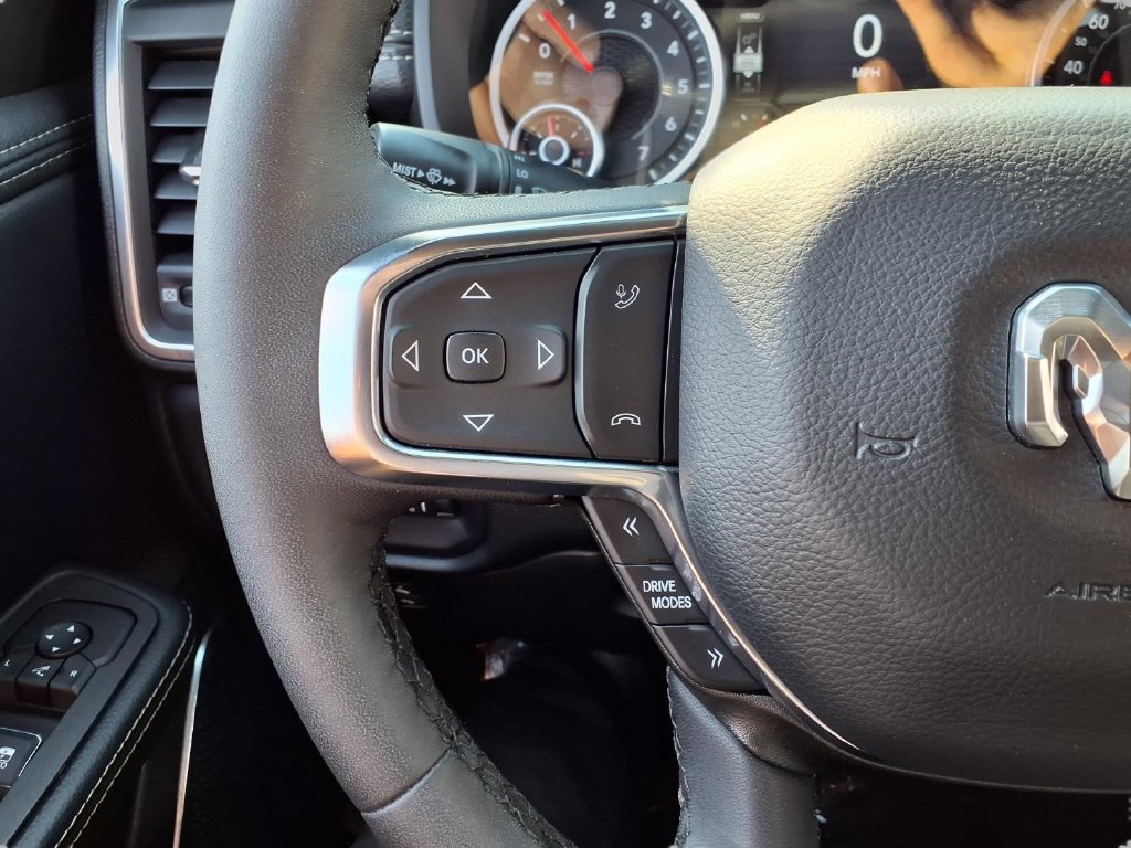 Used 2026 RAM 1500 Laramie AWD/4WD image 10