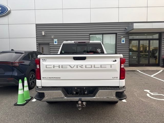 Used 2019 Chevrolet Silverado 1500 LTZ w/ LTZ Premium Package AWD/4WD image 5