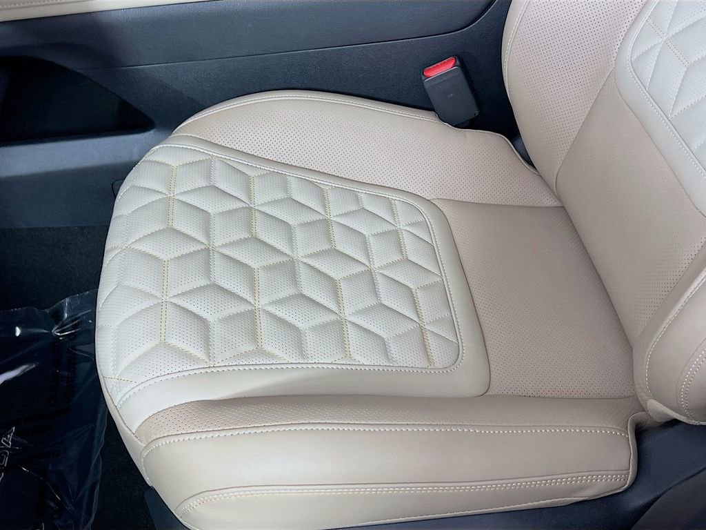 New 2026 Nissan Armada Platinum image 20