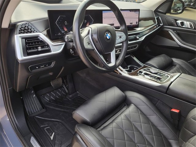 Used 2024 BMW X7 xDrive40i image 23
